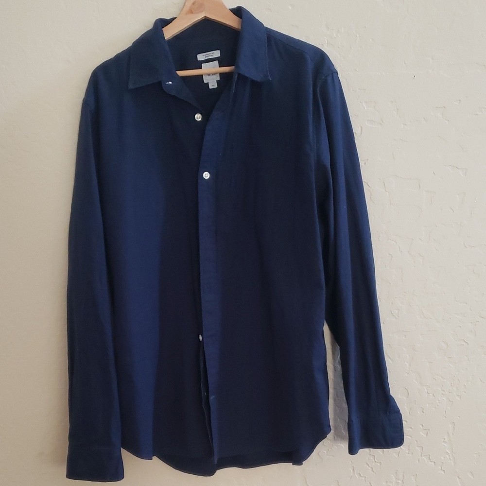 GAP Men's Deep Blue Casual Button Down Shirt